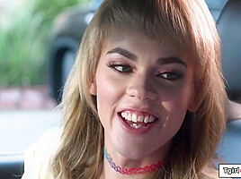 Blonde Trans Makes Girl Squirt With Kate Zoha