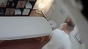 Blonde gets fucked during the massage