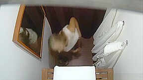Blonde gets fucked during the massage