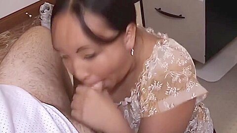 Blowjob Challenge! Shy College teen 18+ Wants To Join The Challenge And Gets A Load In Her Pretty Face!