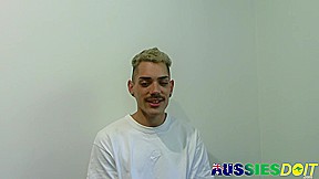 Blue Eyed Australian Gay Beckett Masturbates His Hard Dick