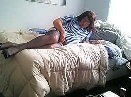 Bobbie Nylons in Prissy Sissy