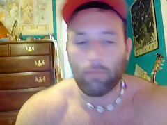 Bodybuilder assplay and talking on webcam