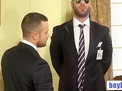 Bodyguard Fucking Officer Guy