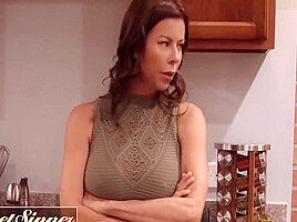 Busty Milf Reagan Foxx Gets Her Twat Fucked By Her Step sons Best Frie
