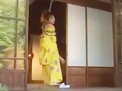 Buxom Japanese housewife gets her body tied up and her puss