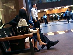Candid Asian Business Lady Feet Shoeplay Dangling in Pumps