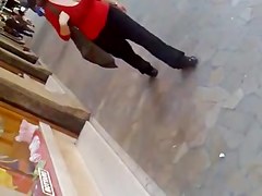 Candid Busty Bouncing Tits