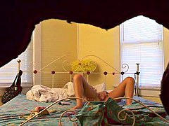 Candid camera pussy masturbation