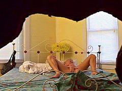 Candid camera pussy masturbation