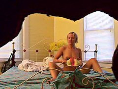 Candid camera pussy masturbation