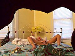 Candid camera pussy masturbation