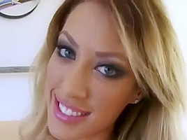 Capri Cavalli gets swarmed by a flash mob