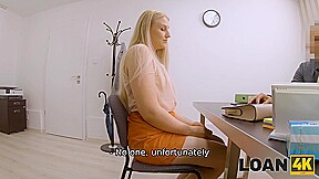 Carefully Drilling Tight Vagina Lender Thinks About