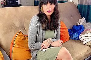 Caught Jerking Off By The Jehovahs Witness - Melissa Masters