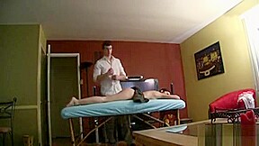 Chap Is Having A Hard Time With His Boner During Massage
