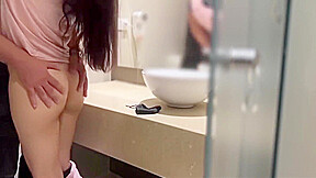 Cheating Girlfriend Fucks With Her Lover After Work
