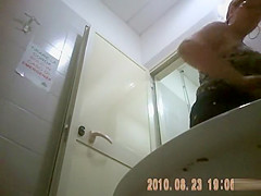 Chubby Italian lady pees and cleans up