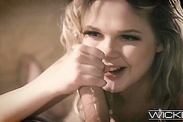 Coco Lovelock, Tommy Pistol And Southern Comfort - Giggly And Cute Blond Babe Gets A Dic