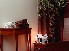 Cocoa Aisu in Rejuvenating Reflexology After School 1