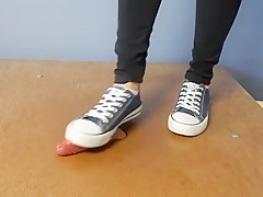Converse cockcrush and shoejob with cumshot