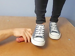 Converse cockcrush and shoejob with cumshot