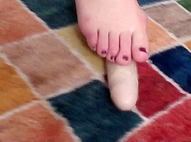Crushing dildo with feet by Foot Girls