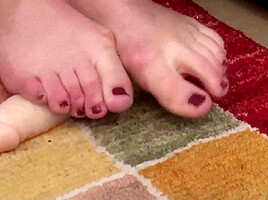 Crushing dildo with feet by Foot Girls