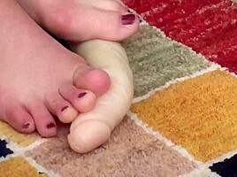 Crushing dildo with feet by Foot Girls