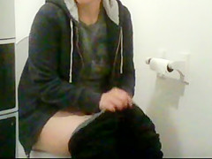 Cunada WC toilet spy