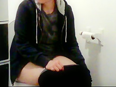Cunada WC toilet spy