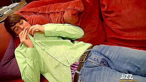 Cute Twink Jizz With Brady Heinze - Brady Heinze