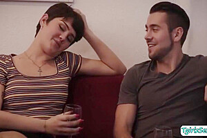 Daisy Taylor In Ts Jerks Tranny Dick While Deepthroating Big Cock