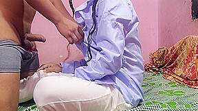 Desi Bhabhi Apne Pati Ka Shirt Pahanke Apne Yaar Ke Sath Chudai Ki