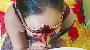 Desi Horny Girl Giving Blowjob And Sucking Balls