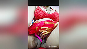 Desi Indian Aunty Ke Bade Bade Aam