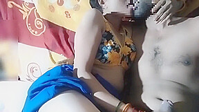 Desi Indian Bhabhi Ki Bedroom Me Cheekhen Nikaal Di