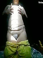 Desi Sexy Bhabhi Showing Nude Body