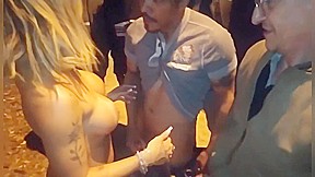 Deu Pra Va¡rios Na Rua - Izabela Pimenta