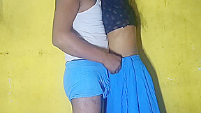 Devar Bhabhi - Pati Tha Bahar Mamta Mauka Pakar Apni Choot Devar Se Chudwai