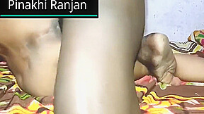 Devar Bhabhi - Pinakhi Bhabhi Ki Paani Nikal Diya In Hindi Sex Movie