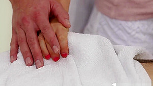 Dick Loving Stud Fucking A Gorgeous Masseuse