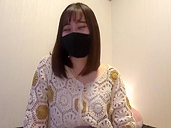Dokusen-chan 025 Amateur Pov  A Fair-skinned Girl Who Has Experience In Orgies