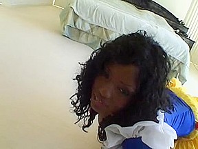 Ebony MILF Jada Fire gets dicked by a white dong