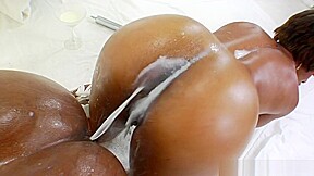 Ebony Squirting Babe In Les Enema Duo