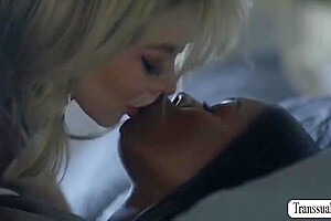 Emma Rose - Lovely Ebony Gets Her Black Pussy Licked And Banged By Ts