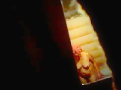 Espiando a mi tia en la regadera