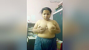 Exclusive- Desi Girl Riktika Strip Her Cloths And Showing Her Boobs And Pussy