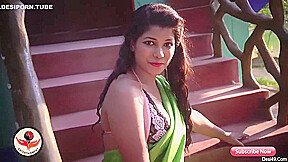 First On Net -saree Fashion Green Silk Saree Look 2
