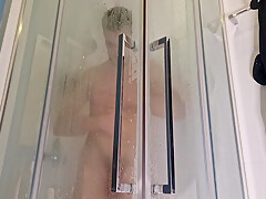Flexing In The Shower 7 Min - Solo Boy